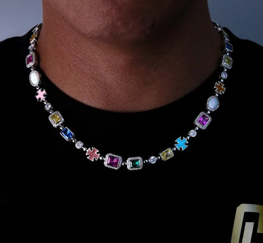 Collar Hip-Hop Bañado en Oro con Gemas – Estilo Urbano para Hombre y Mujer